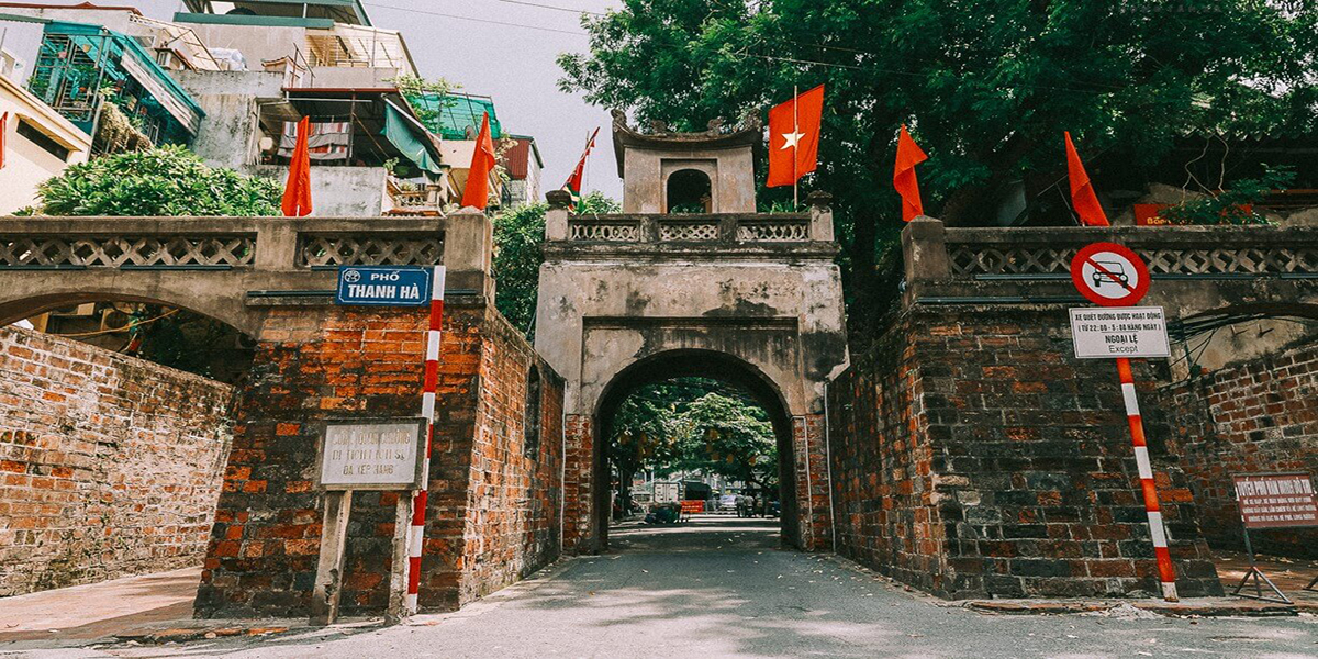 XZ8menkm-36-street-hanoi-07